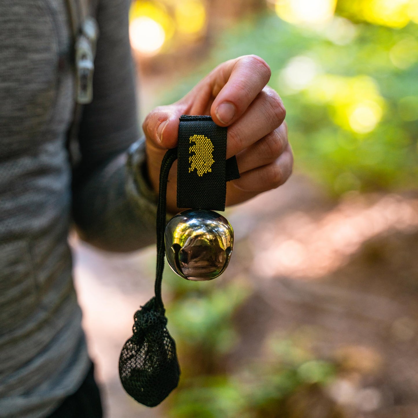 Coghlan's Bear Bell with Magnetic Silencer, Black